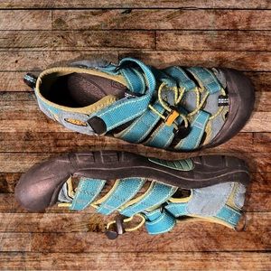 KEEN Newport H2 kid’s turquoise sandals size 3 - EUC